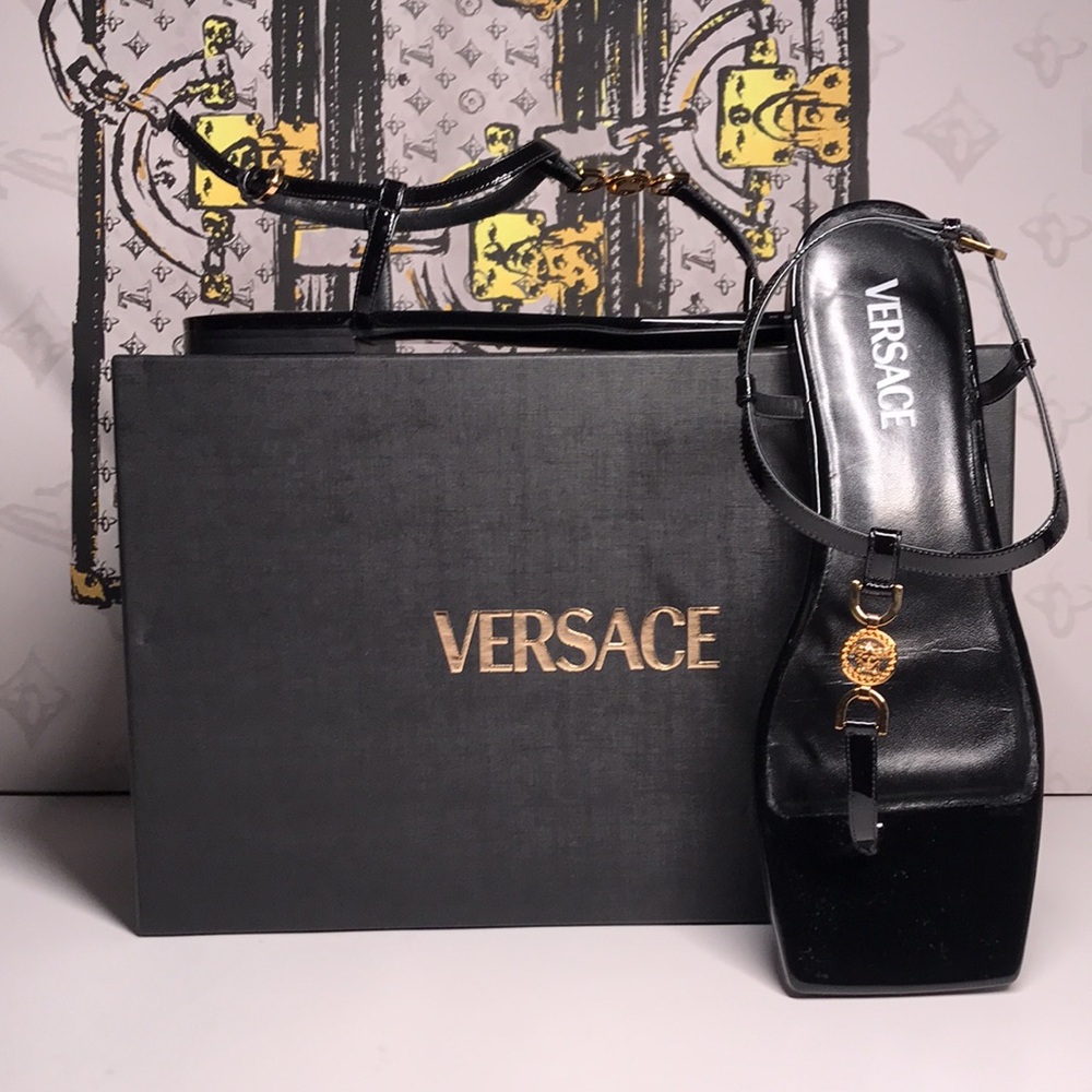 New Authentic Versace Women's Black Sandals - Picture 10 of 13